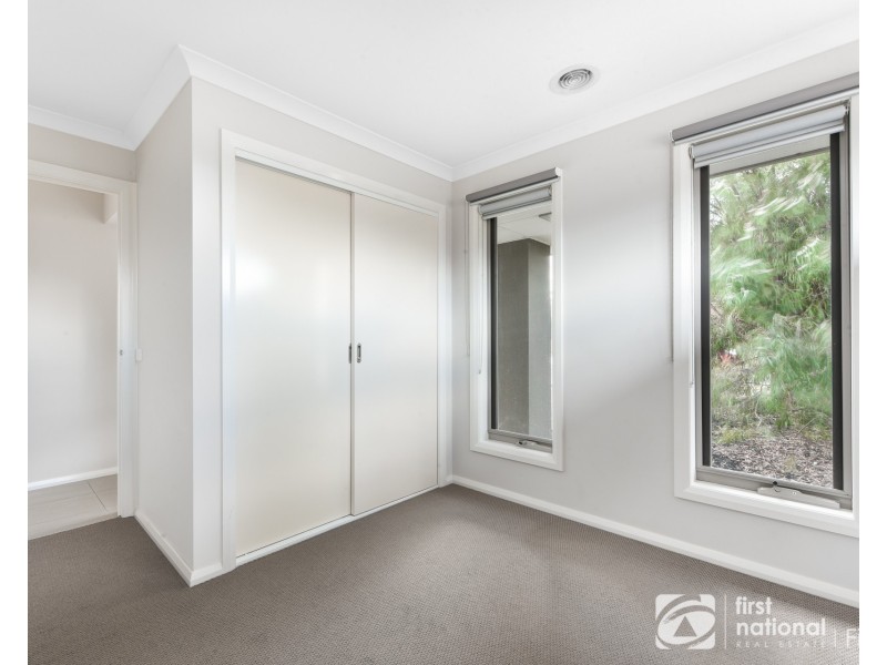 1/6-8 Walter Street, Cranbourne VIC 3977