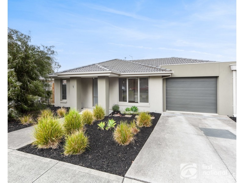 1/6-8 Walter Street, Cranbourne VIC 3977