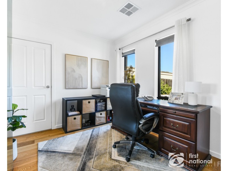 10. Lytham Court, Cranbourne VIC 3977