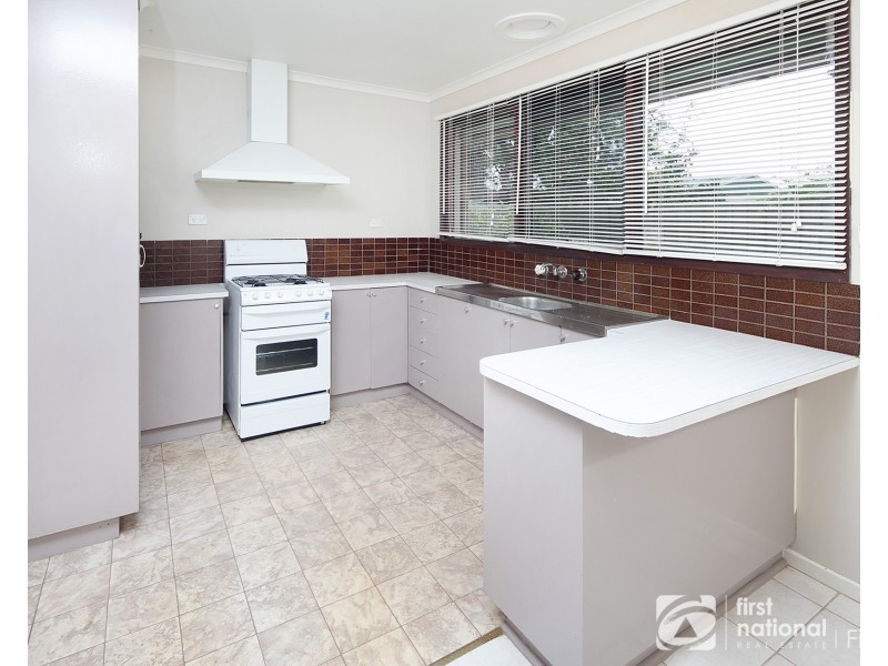 2 Canterbury Street, Cranbourne VIC 3977