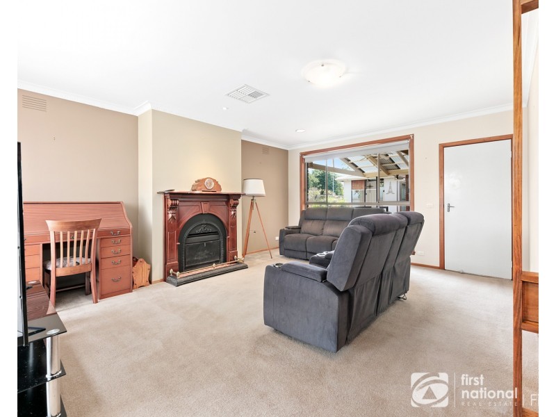 15 Rimfire Crescent, Cranbourne VIC 3977