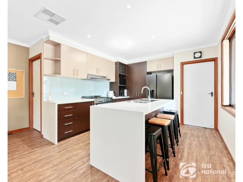 15 Rimfire Crescent, Cranbourne VIC 3977