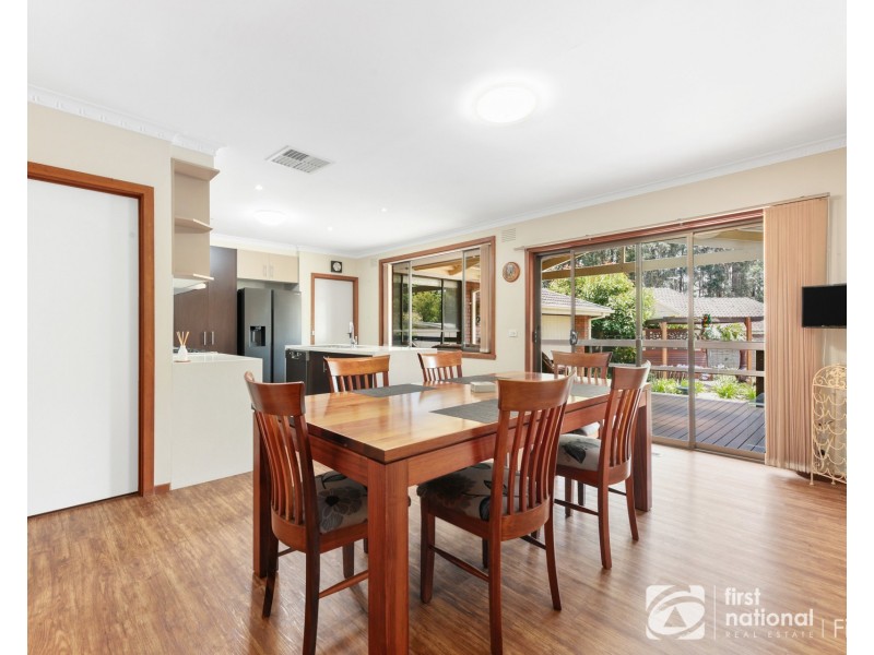 15 Rimfire Crescent, Cranbourne VIC 3977