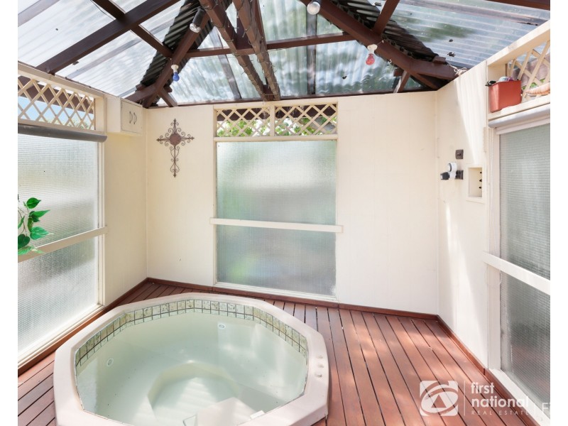 15 Rimfire Crescent, Cranbourne VIC 3977