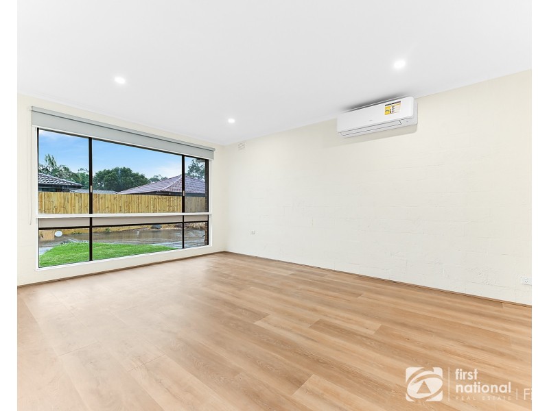 2/19 Bowen Street, Cranbourne VIC 3977