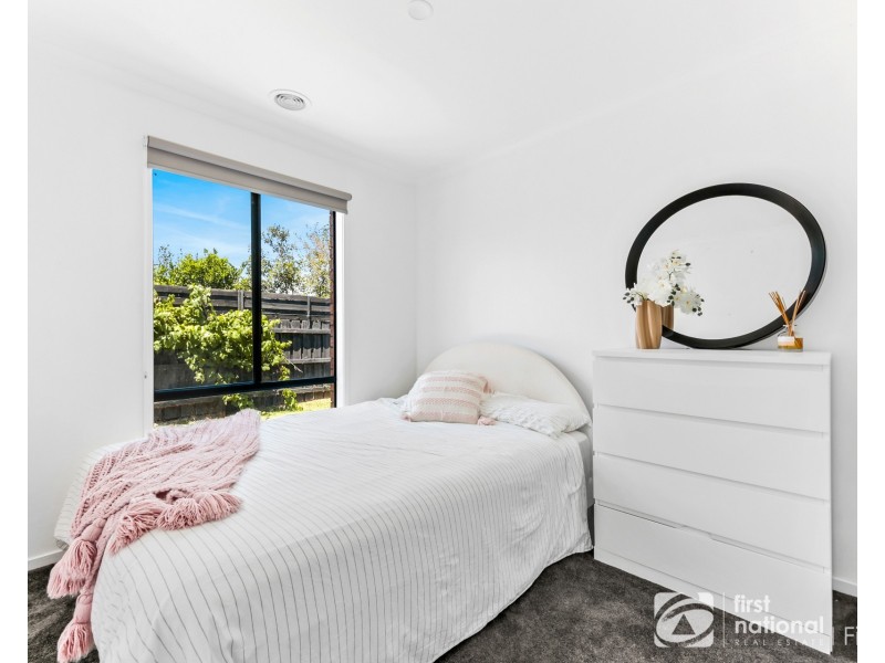 41 Miralie Way, Cranbourne West VIC 3977