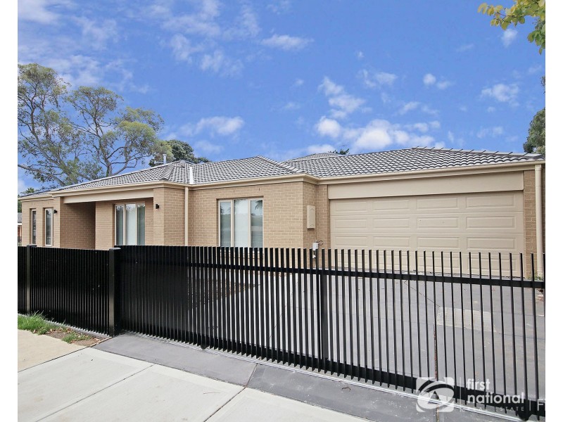 6 Canterbury Street, Cranbourne VIC 3977