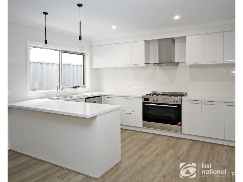 6 Canterbury Street, Cranbourne VIC 3977