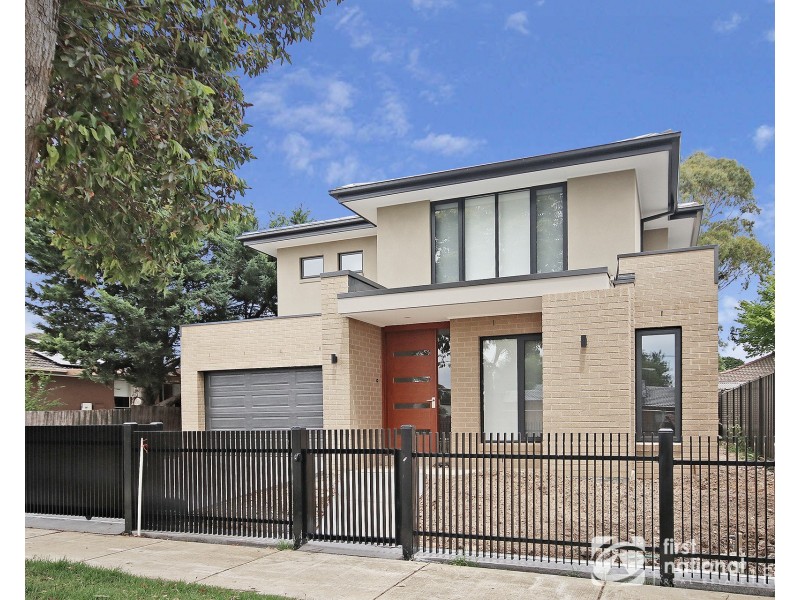14A Loch Street, Cranbourne VIC 3977