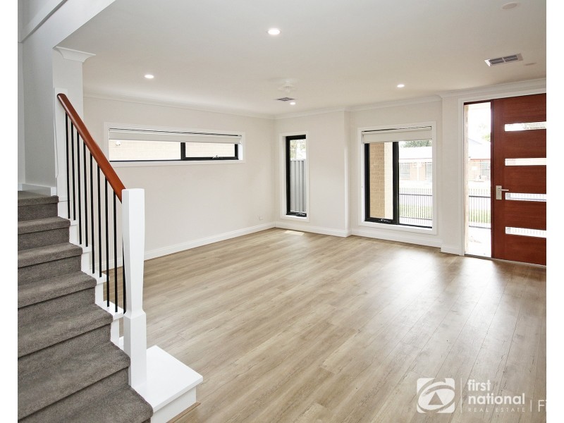 14A Loch Street, Cranbourne VIC 3977