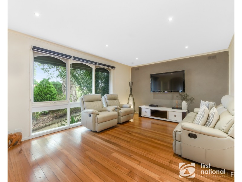 10 Wallace Road, Cranbourne VIC 3977