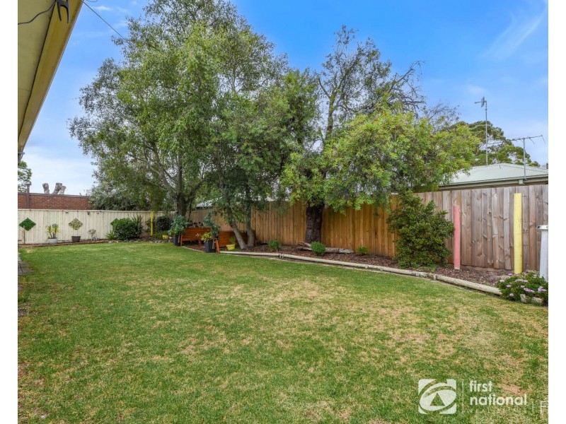 10 Wallace Road, Cranbourne VIC 3977