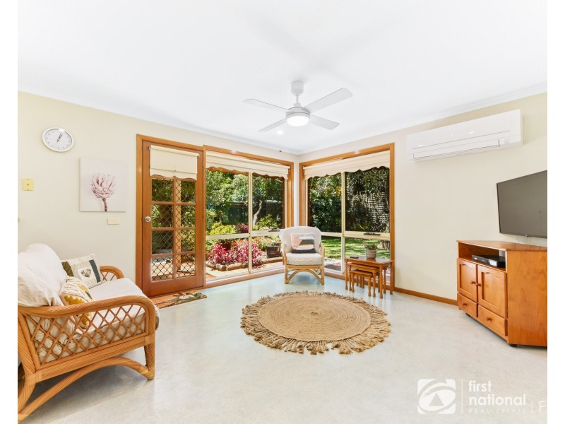 2A Oroya Grove, Clyde VIC 3978