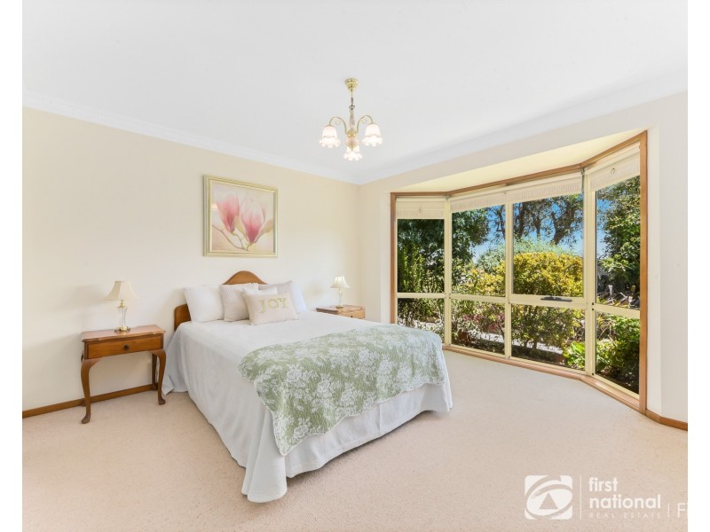 2A Oroya Grove, Clyde VIC 3978