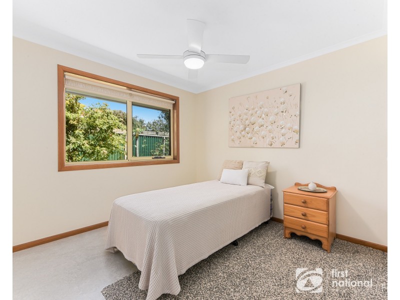 2A Oroya Grove, Clyde VIC 3978