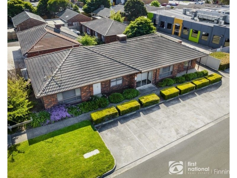 5A Codrington, Cranbourne VIC 3977