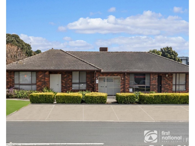 5A Codrington, Cranbourne VIC 3977