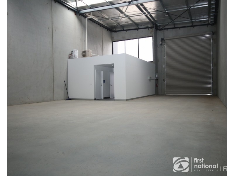 15/2 Wally, Lynbrook VIC 3975