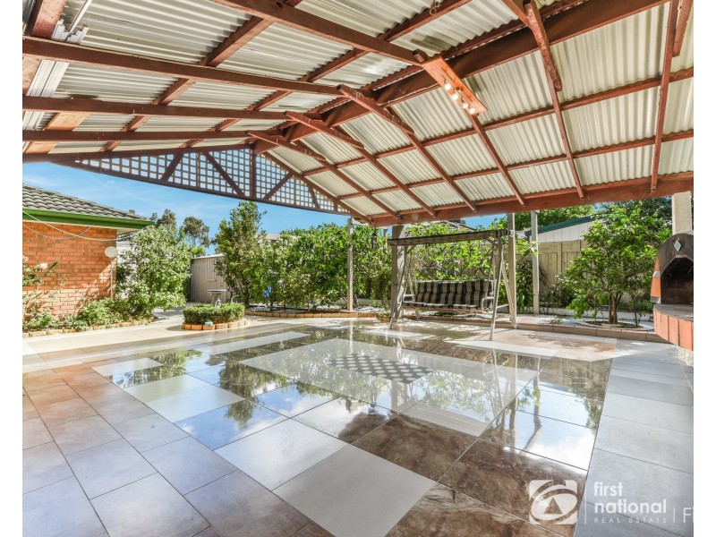 4. Cornwell Crescent, Cranbourne East VIC 3977
