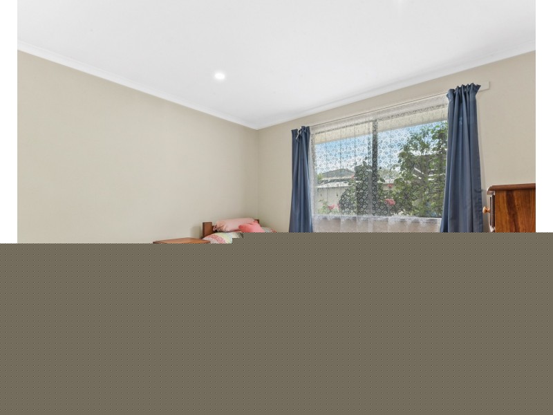 4. Cornwell Crescent, Cranbourne East VIC 3977