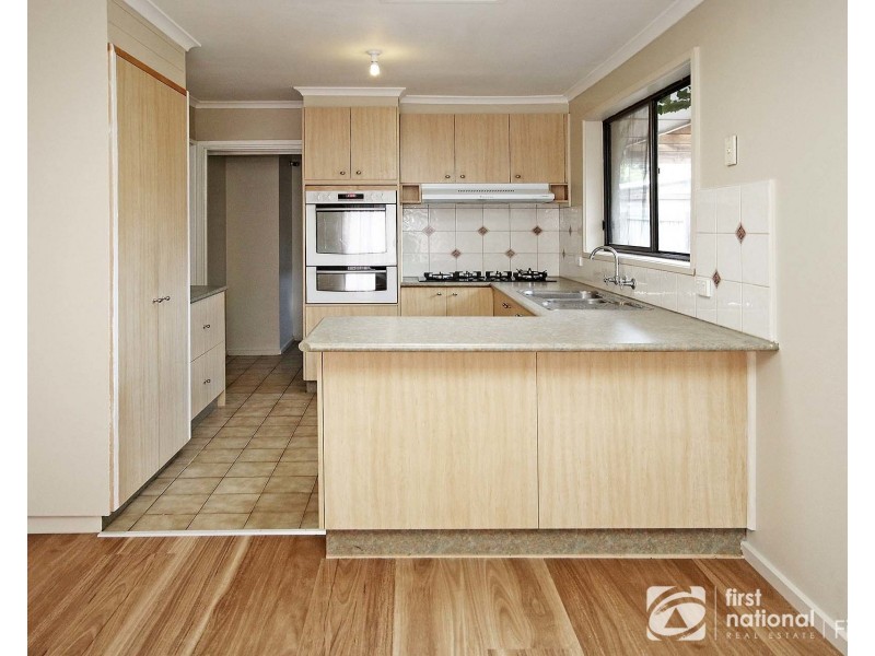 18 Cranbourne Drive, Cranbourne VIC 3977