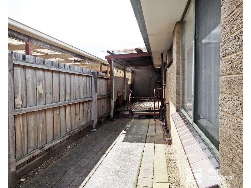 18 Cranbourne Drive, Cranbourne VIC 3977