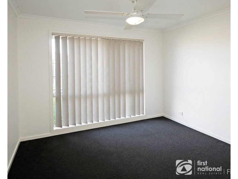 2/14 Phelan Drive, Cranbourne VIC 3977