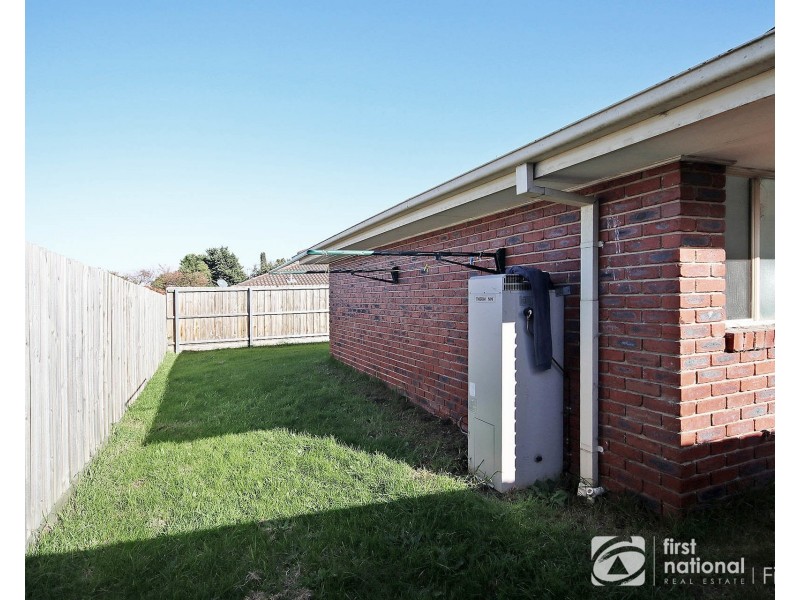2/14 Phelan Drive, Cranbourne VIC 3977
