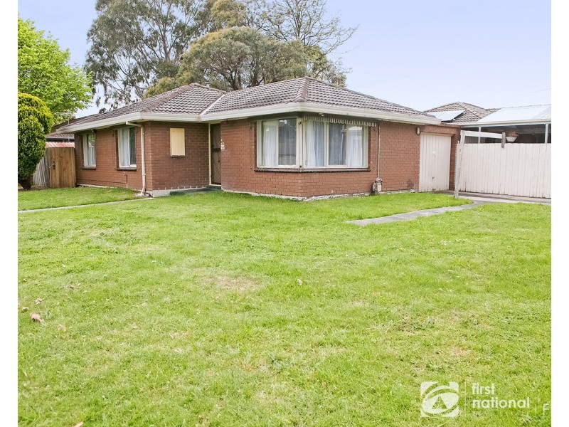 2 Canterbury. Street, Cranbourne VIC 3977