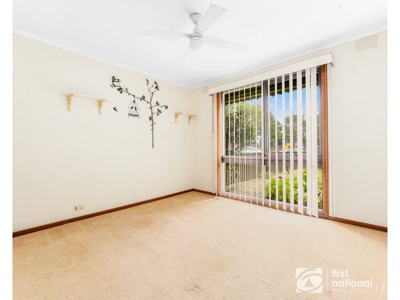 2B Alexander Street, Cranbourne VIC 3977