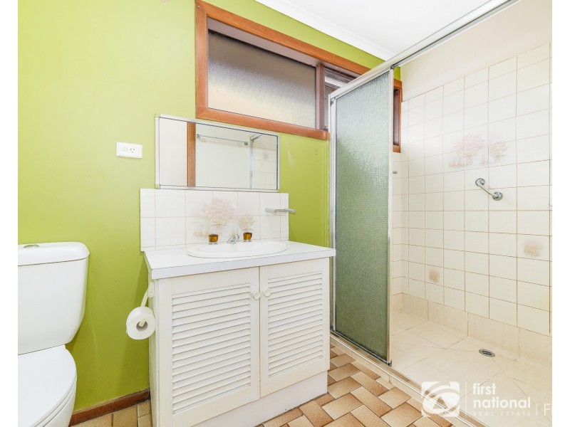 2B Alexander Street, Cranbourne VIC 3977