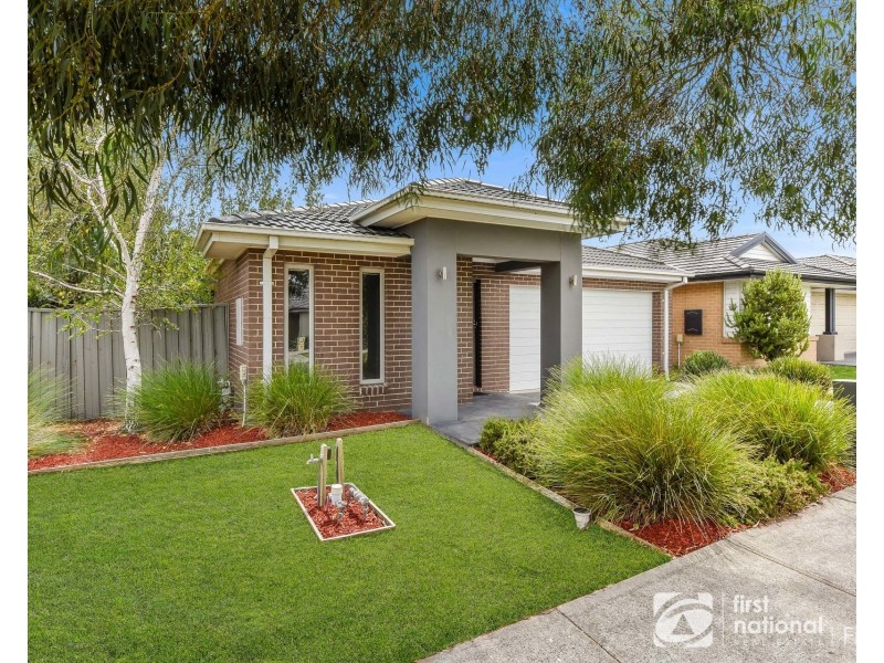 26 Brittlegum Road, Cranbourne East VIC 3977