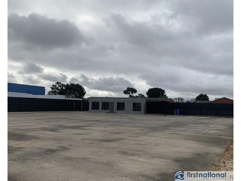 180-182 South Gippsland Highway, Cranbourne VIC 3977
