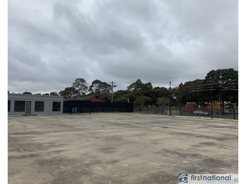 180-182 South Gippsland Highway, Cranbourne VIC 3977