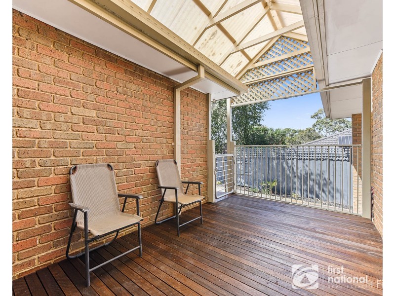 4 Arnott Street, Cranbourne North VIC 3977