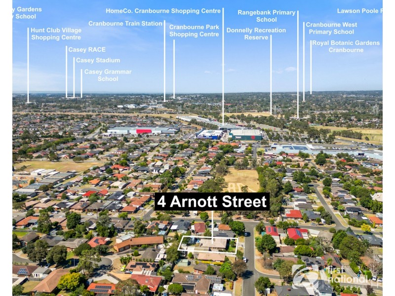 4 Arnott Street, Cranbourne North VIC 3977