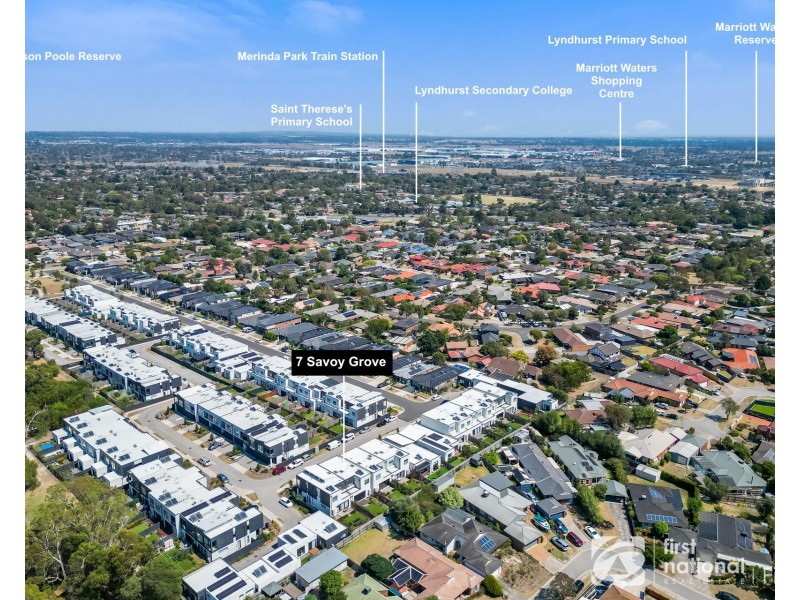 7 Savoy Grove, Cranbourne North VIC 3977