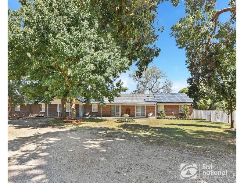 24 Finsbury Road, Devon Meadows VIC 3977