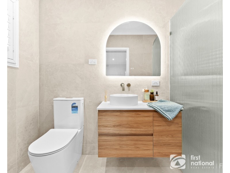 24 Finsbury Road, Devon Meadows VIC 3977