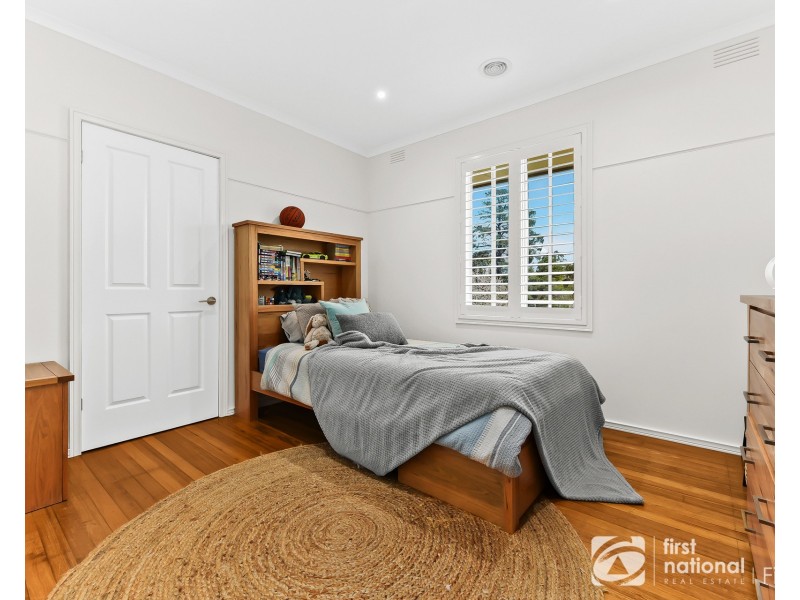 24 Finsbury Road, Devon Meadows VIC 3977