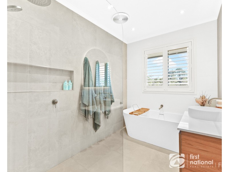 24 Finsbury Road, Devon Meadows VIC 3977