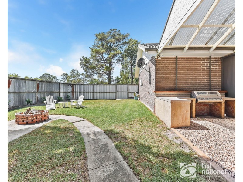 24 Finsbury Road, Devon Meadows VIC 3977