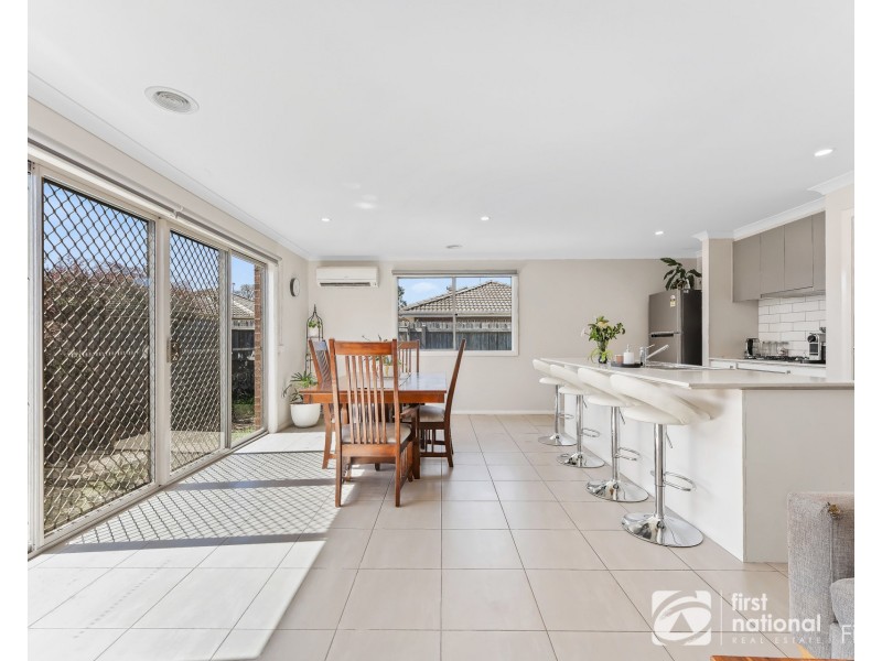 5/6-8 Walter Street, Cranbourne VIC 3977