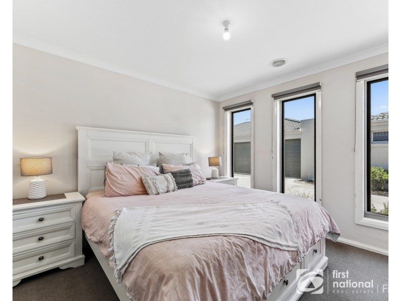 5/6-8 Walter Street, Cranbourne VIC 3977