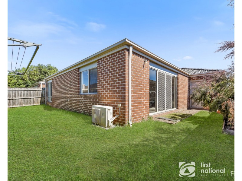 5/6-8 Walter Street, Cranbourne VIC 3977