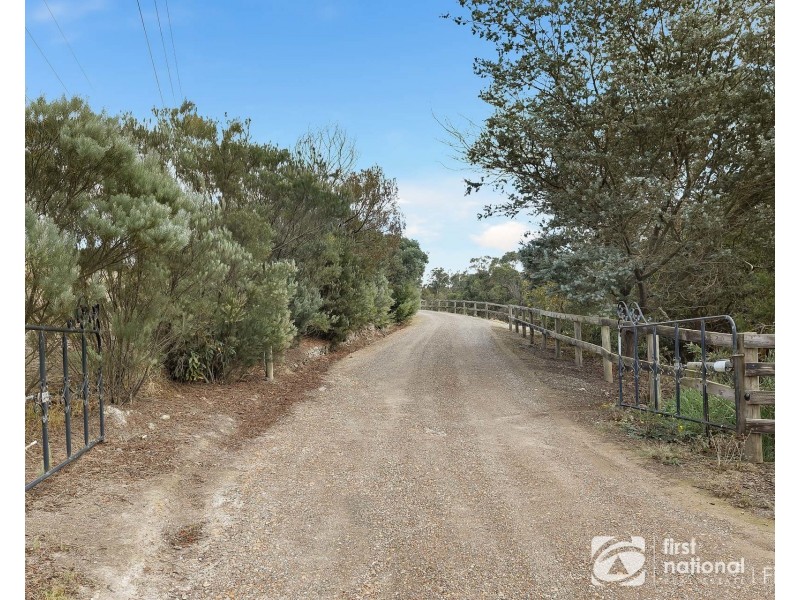 151 Bayview Road, Officer VIC 3809