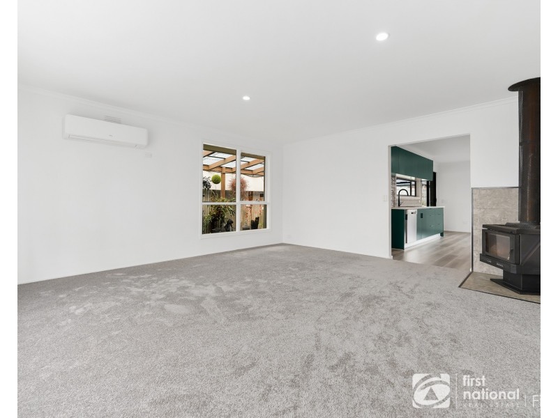 41 Spring Road, Junction Village VIC 3977