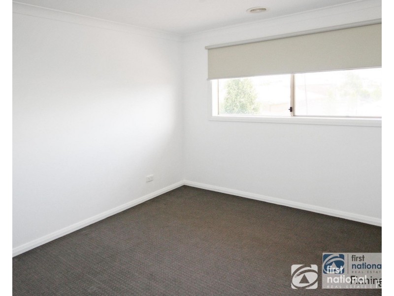 82 Thunderbolt Drive, Cranbourne East VIC 3977