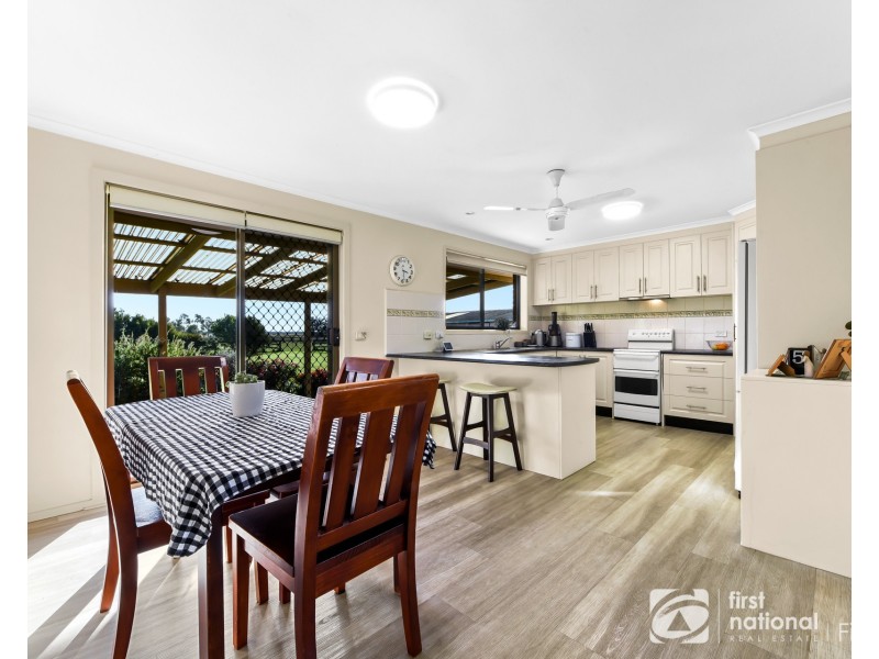 715 Tooradin Station Road, Clyde VIC 3978