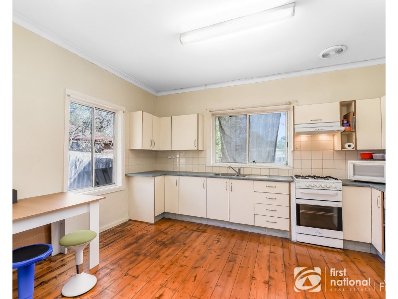 19 Damian Court, Cranbourne VIC 3977